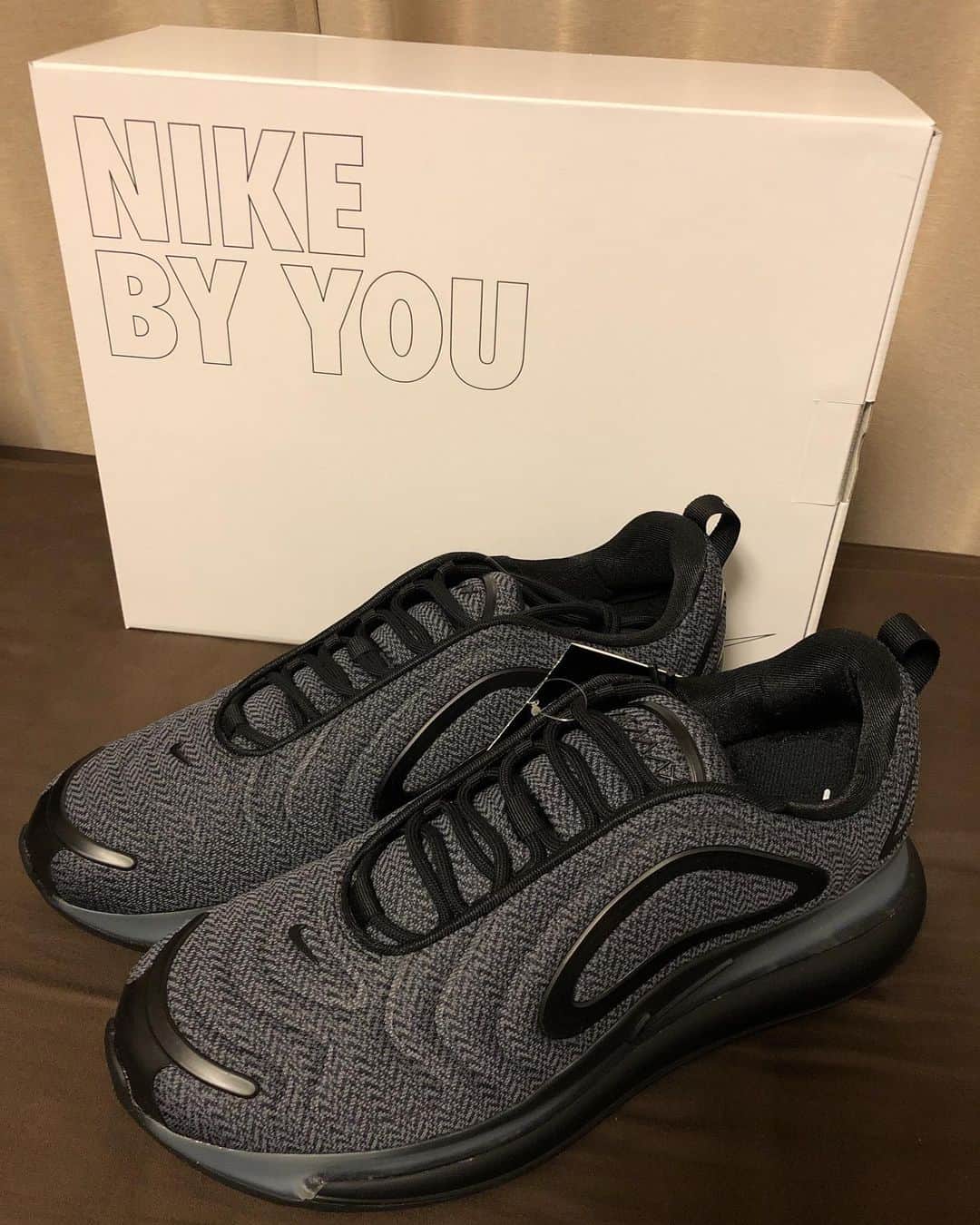のインスタグラム：「. DSD(DEEP SQUAD)オリジナルスニーカー✨👟🔥. . Nine By Youで個人的に作っちゃいましたw. . #deep #deepsquad #nike #nikebyyou」