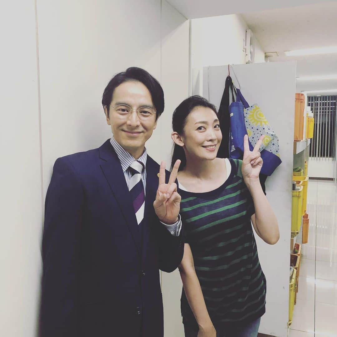 田中美里さんのインスタグラム写真 - (田中美里Instagram)「それぞれの断崖 今日第3話ですよ〜。 若菜先生〜〜！ #東海テレビ #フジテレビ系 #第3話#8月17日 #深夜11時40分  #遠藤憲一 #田中美佐子 #田中美里 #内田滋 #清水大登  #展開が早くて #あっというま #どうなってしまうの？」8月17日 19時38分 - misatotanaka77