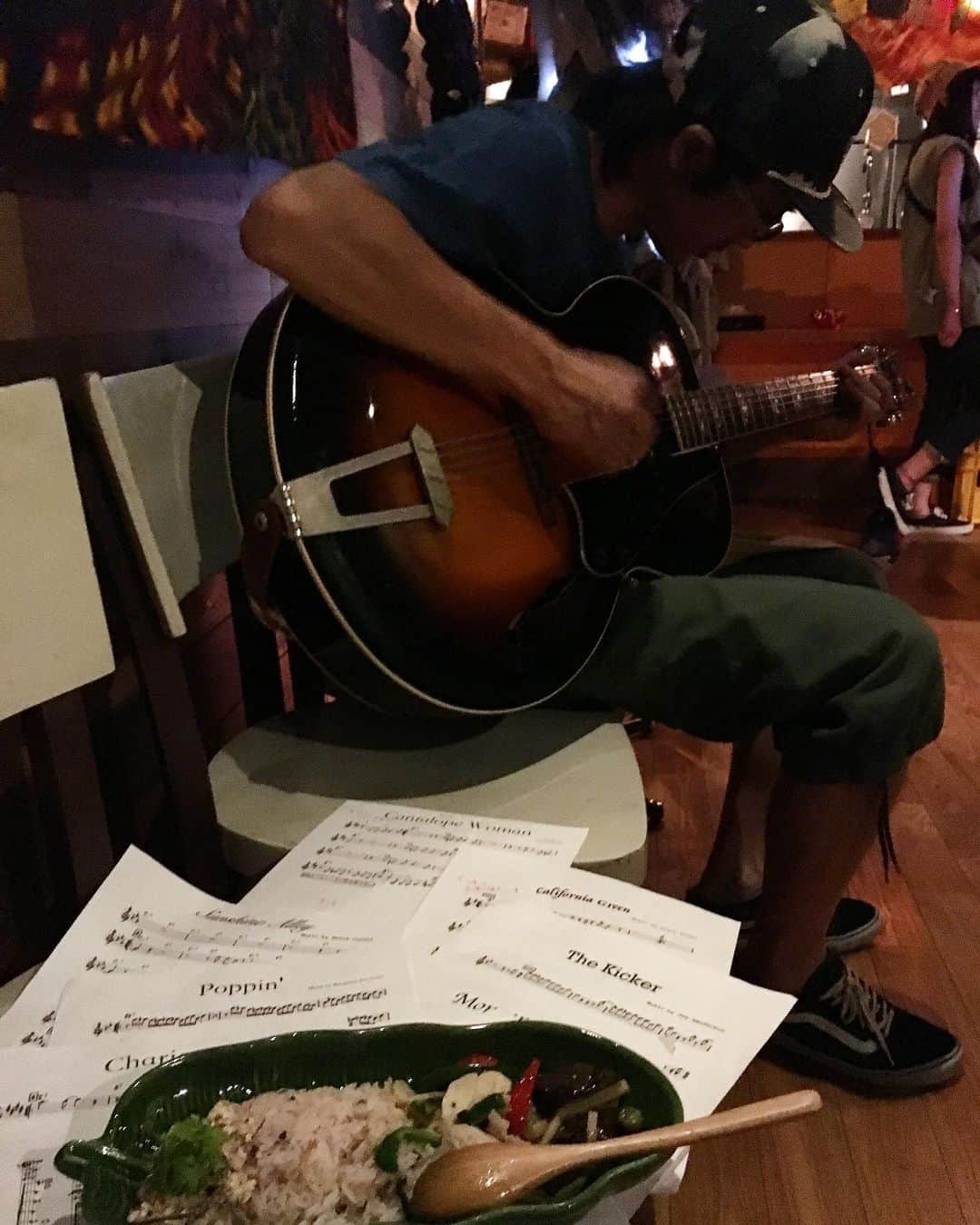 MONKYのグルメインスタ