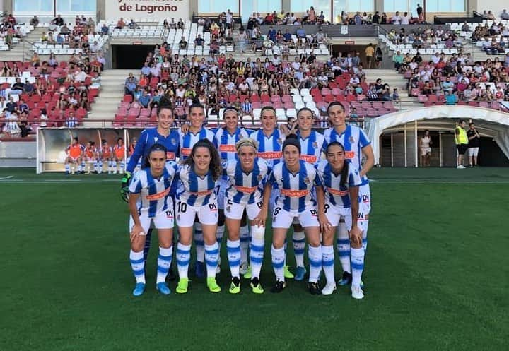 レアル・ソシエダさんのインスタグラム写真 - (レアル・ソシエダInstagram)「‪⚽️ Resultado: @edffemenino 0-4 #RealSociedad. @barbaralatorre19, @nuriamendoza, @nahikarigarcia (p.) y @nereaeizagirre10 las goleadoras 💙⚪️‬ • ‪#AurreraReala‬」8月18日 5時46分 - realsociedad