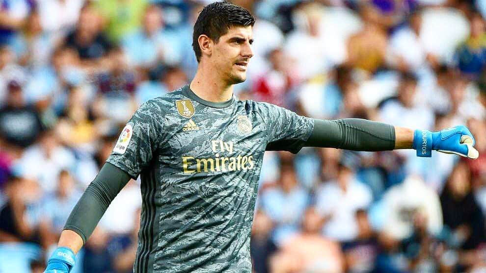 ティボ・クルトゥワのインスタグラム：「Así se empieza! 💪🏻⚽ #HalaMadrid」