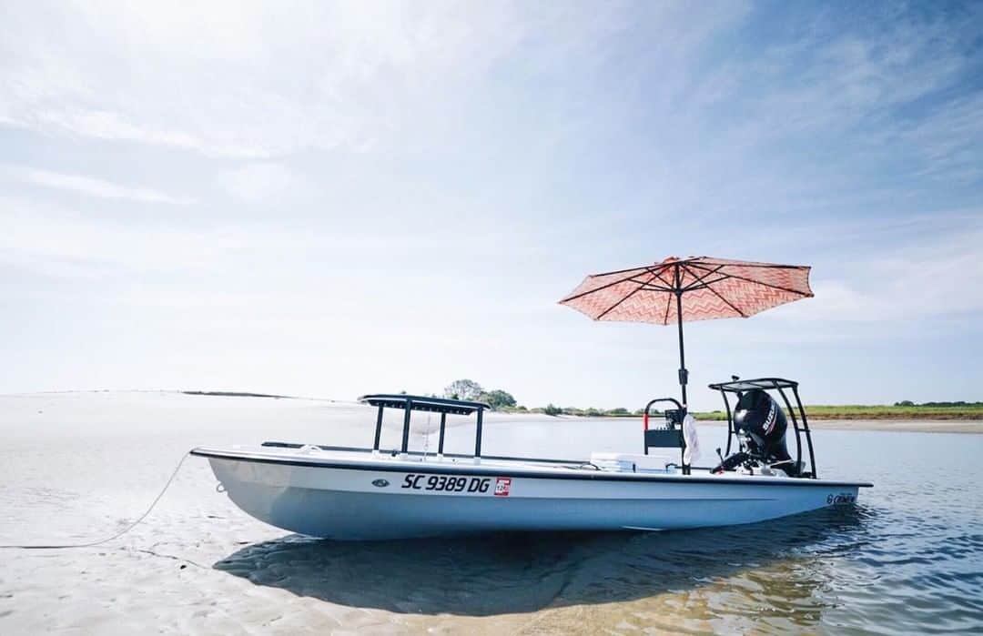 Costa Sunglassesのインスタグラム：「In no rush for the tide swing. 📷: @ghostwatersc #SeeWhatsOutThere」