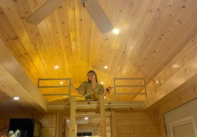 Kim Chiuさんのインスタグラム写真 - (Kim ChiuInstagram)「from capsule hotel experience now its a #TinyHouse experience!!!🏠 after asap bay area i decided to do a little #KIMadvenCHIUre been curious about #TinyHouselove and cant believe im finally here!!!😁 watch my latest video on my channel as I experience one night in this cutesie bitsie luxury tiny house in San Francisco, let me take you on a tour and review!!! hahahha pakeme lang!! 😅😅 ofcourse with the critic ate @haidzfernandez 😂😂😂 this is fun!!!💗💗💗 #supercute link in my bio or you can visit my channel kim chiu ph 💋 see you there!!!😘」8月17日 22時33分 - chinitaprincess