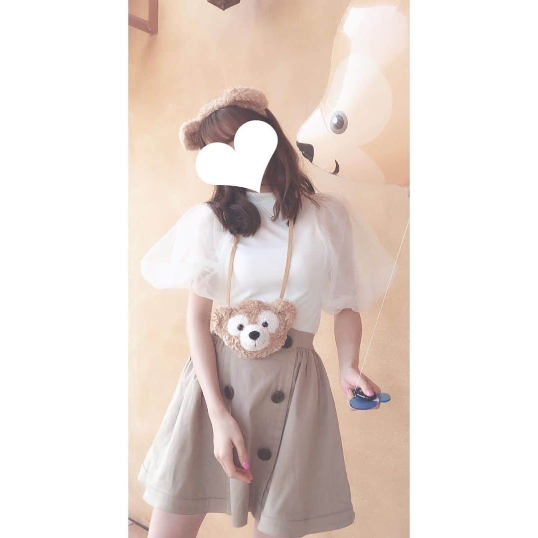 おまみさんのインスタグラム写真 - (おまみInstagram)「＊﻿ ＊﻿ Disney coordinate 。♡﻿ ﻿ tops:snidel﻿ skirt:snidel﻿ ﻿ ﻿ ダッフィーコーデ 。♡﻿ このトップス隣に歩く人が迷惑らしい 。笑﻿ ﻿ ﻿ #coordinate #code #outfit #ootd #wear #fashion #disneysea #disney #disneycode #snidel #duffy #duffycode #コーディネート #コーデ #コーデ記録 #ファッション #ファッションコーデ #おまみ服 #ディズニー #ディズニーシー #ディズニーコーデ #ダッフィーコーデ #ダッフィー #ダッフィーバウンド #snidelコーデ #トレンチスカート #ミニスカート #disneyland #コーデ日記 #ディズニーランド」8月17日 22時34分 - 0mm157