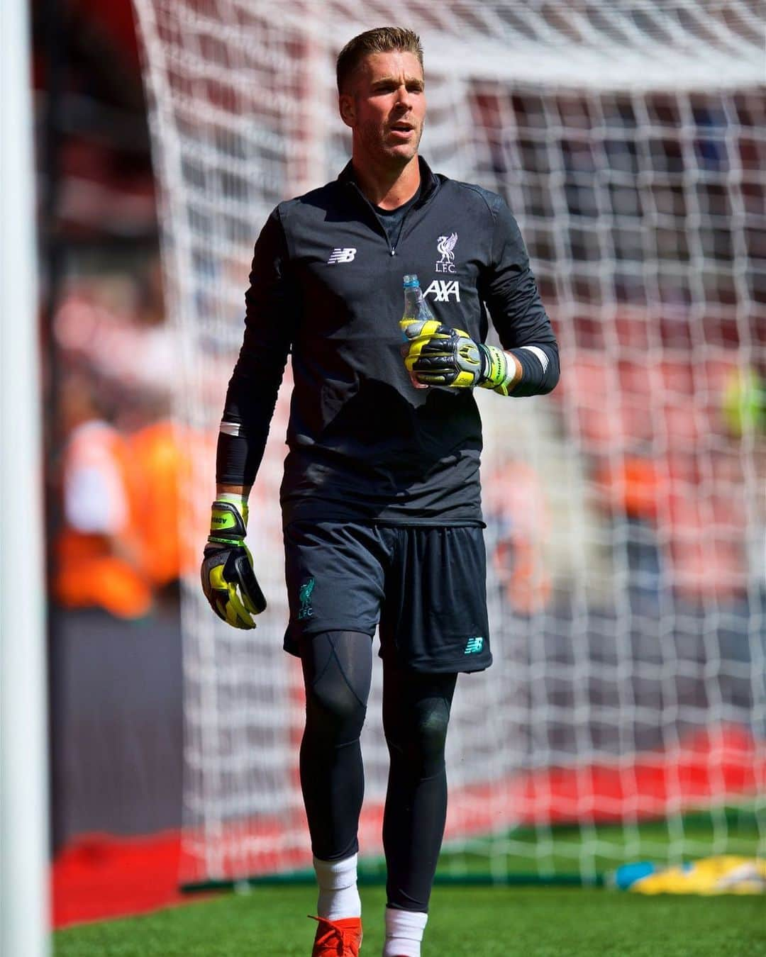 リヴァプールFCさんのインスタグラム写真 - (リヴァプールFCInstagram)「ADRIAN 😍🙌 #LFC #LiverpoolFC #Liverpool #SOULIV #PremierLeague」8月17日 22時48分 - liverpoolfc