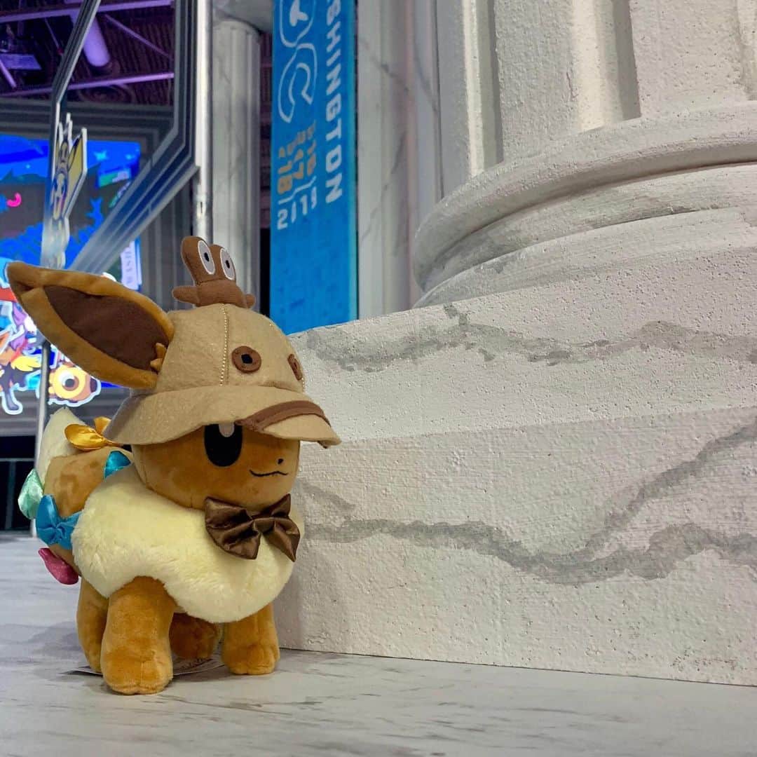 Pokémonさんのインスタグラム写真 - (PokémonInstagram)「Ready for Day 2⃣ of #PokemonWorlds, Trainers?  Leave a 🏛️🔎 below if you’d gear up with Eevee to explore all of the exciting gameplay, events and battles at the 2019 Pokémon World Championships!」8月17日 23時04分 - pokemon