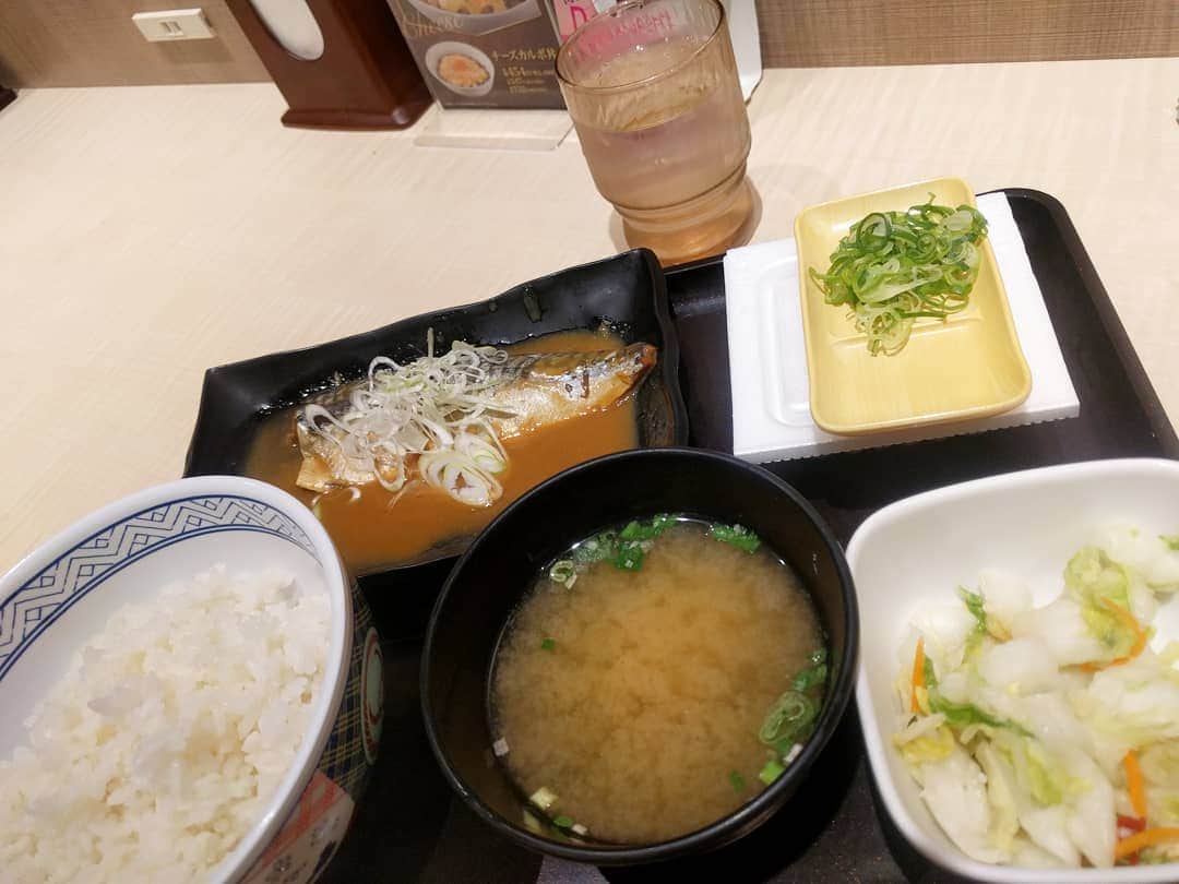 越中睦士のグルメインスタ