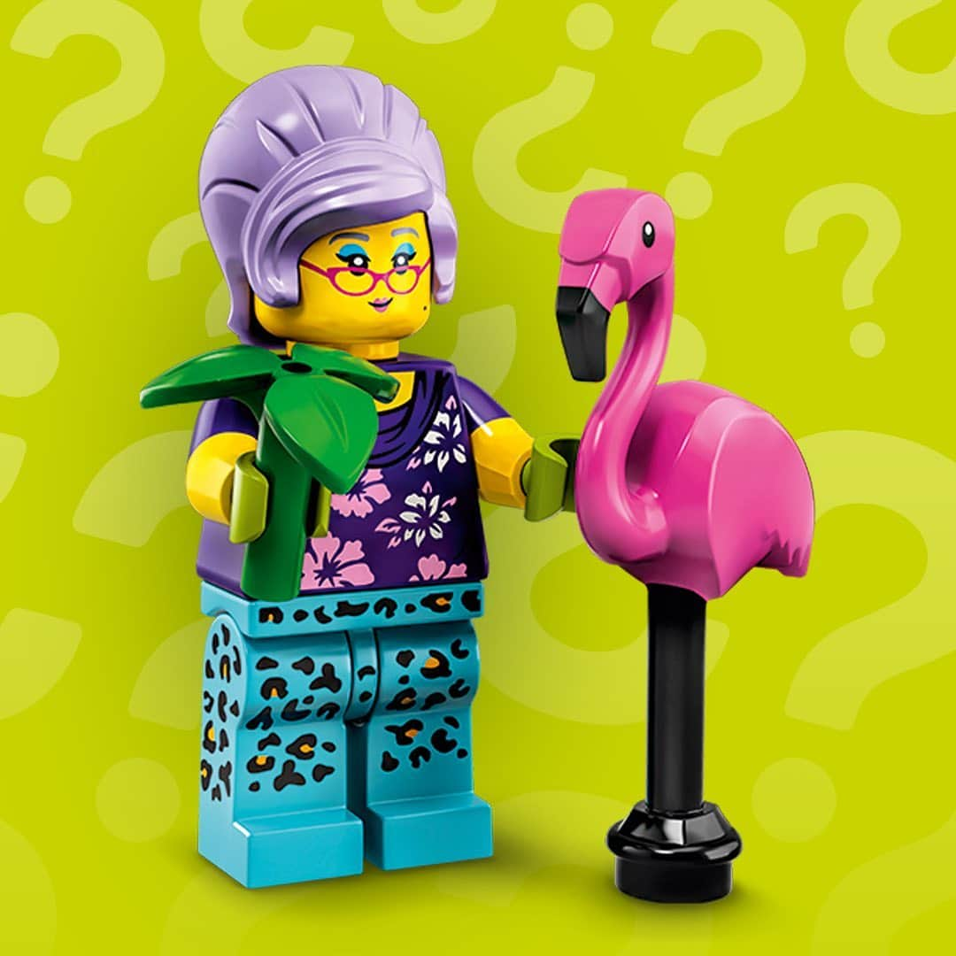 LEGOさんのインスタグラム写真 - (LEGOInstagram)「Mummies, rainbows and flamingos - oh my! Check out the new #LEGOMinifigures Series. Available from 1st September 🎉」8月17日 23時11分 - lego