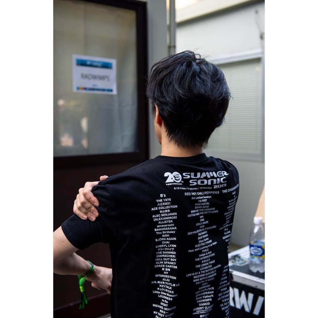 武田祐介さんのインスタグラム写真 - (武田祐介Instagram)「サマソニ東京  ありがとうございました！  photo by Takeshi Yao #SUMMERSONIC2019 #RADWIMPS」8月17日 23時45分 - yusuke_takeda_