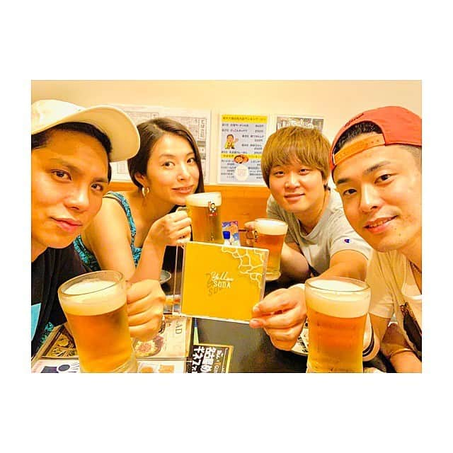 ふくい舞さんのインスタグラム写真 - (ふくい舞Instagram)「いよいよ明日から「イエローソーダ🍻」夏ツアーが始まります🍉  ということで朝はジムでトレーニングで 午後は みんなで集まってリハして、 内入りしました🏝👼🏻 真ん中のCD💿  この日のためにイエローソーダをテーマに曲を作りました♪  ４月からKyoheyに、6月にSoyさんに飲みの席で出会って 本当に形になって お酒のノリの勢いのすごさを知りました。  でも、ことの始まりなんて、こんなもんだよなーー  だけどみんな本気で音で遊んだので めっちゃいい曲できたと思ってますので😆  観に来てください🙏💕 ・ ・ 2019年、夏はイエローソーダに任せときーーーー🙌 ・ ・ 明日は群馬でお待ちしております🍺🍺🍺🍺 『イエローソーダ　～ 夏・アツ!! Tour 2019 ～　』 ふくい舞、Jeity、KYO-HEY、sO.y、４人のシンガーによる最高にハッピーなライブツアー♪ ・ ・ ◆ツアースケジュール◆ 8月18日(日)群馬 @夢スタジオ 前売り3500円 当日4000円 open 14:30/start 15:00 群馬県前橋市元総社町2-24-20 ・ 8月22日(木)京都　@都雅都雅　 open 18:00/start 19:00 前売り3500円+１D 当日4000円+１D 京都市下京区寺町通四条下ル貞安前之町613 B1F ・ 8月24日(土)名古屋　@Music bar Perch open 12:30/start 13:00 前売り3500円+１D 当日4000円+１D 愛知県名古屋市中区千代田3-15-19メゾン千代田B1F ・ 9月1日(日)東京　＠渋谷WGT(WEEKEND GARAGE TOKYO) open 12:00/start 13:00 前売り3500円+１D 当日4000円+１D 東京都渋谷区代官山町1-1 grava DAIKANYAMA ・ ・ チケット、お問い合わせはこちらまで！ 【イエローソーダ運営スタッフ】 yellowsoda.official@gmail.com ご予約の際は、下記内容をメール本文に記載下さい。 1.日にちと会場 2.名前(フリガナ) 3.電話番号 4.枚数 ・ #イエローソーダ #yellowsoda #群馬 #名古屋 #京都 #東京 #ふくい舞 #jeity #soy #kyohey」8月17日 23時30分 - maifukui1217