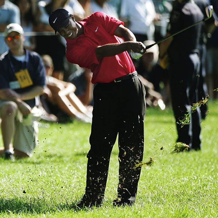 PGA TOURさんのインスタグラム写真 - (PGA TOURInstagram)「1999: 6️⃣8️⃣ 2006: 6️⃣5️⃣ @tigerwoods’ last two Saturdays at Medinah.」8月17日 23時38分 - pgatour