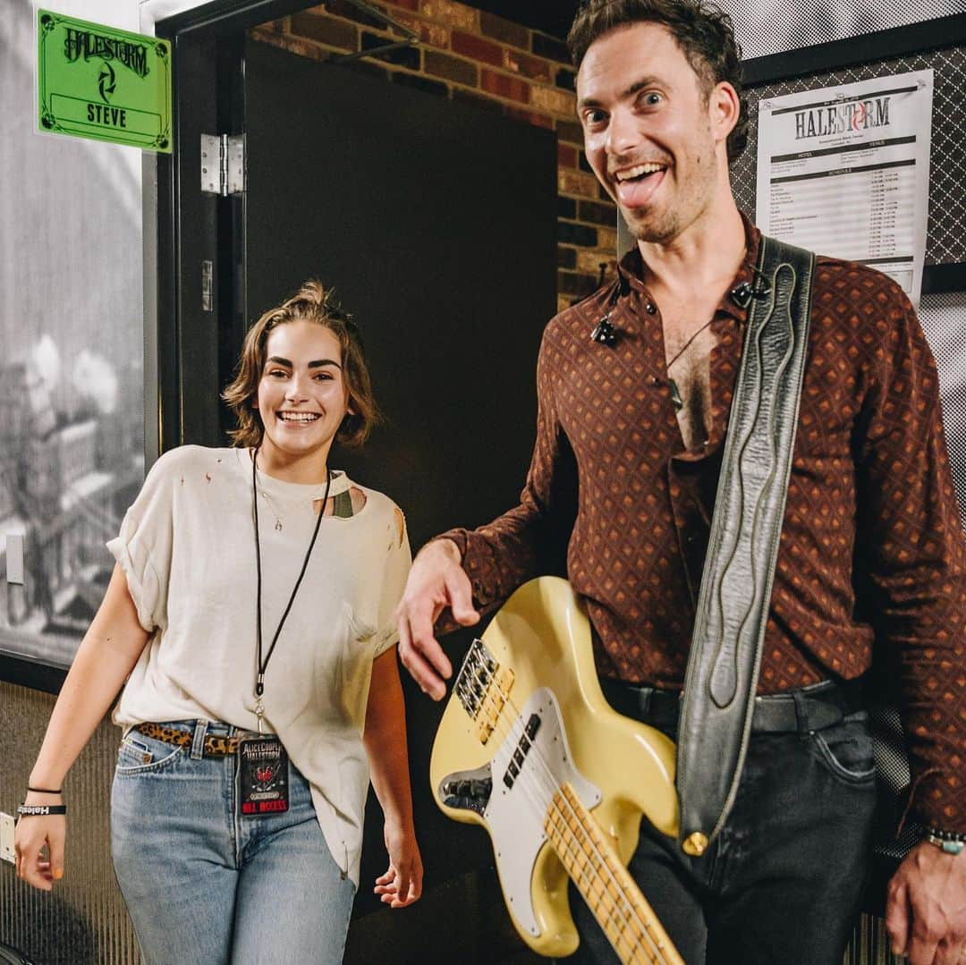 ジー・ヘイルさんのインスタグラム写真 - (ジー・ヘイルInstagram)「Backstage Camden, NJ photos by @judyhwon」8月17日 23時56分 - officiallzzyhale