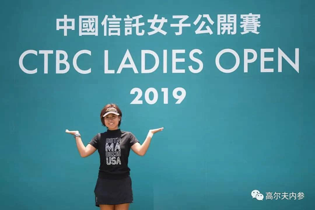 新井里茄さんのインスタグラム写真 - (新井里茄Instagram)「2019 CTBC Ladies Open in Taiwan 🇹🇼 Strong wind, firm ground, and hard green got inside my head but it was another good event oversea.  Thank you everyone who made this tournament possible. Always love seeing new things that ive never seen yet. See you Taiwan next year😆 @clpga  ㅡㅡㅡㅡphoto by Koto Okamura」8月18日 0時07分 - rika.park