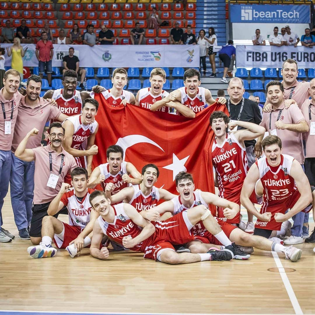 FIBAさんのインスタグラム写真 - (FIBAInstagram)「The 5 #FIBAU16Europe teams that qualify for the #FIBAU17 Basketball World Championship! 🙌💪」8月18日 0時07分 - fiba