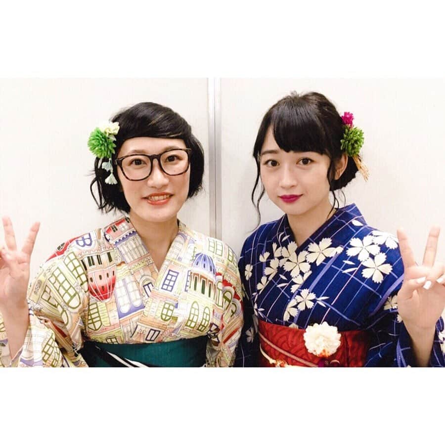 小川暖奈さんのインスタグラム写真 - (小川暖奈Instagram)「スパイク〜はんなりver.〜 . （帯に白い花の髪飾りをちょんと引っ掛けたままになってました！浴衣は全部自分たちで飾りから足元まで選んだんだよう👘） #スパイク #まつりちゃん#小川ちゃん #吉本坂46 #今夜はええやん」8月18日 0時23分 - ogawah