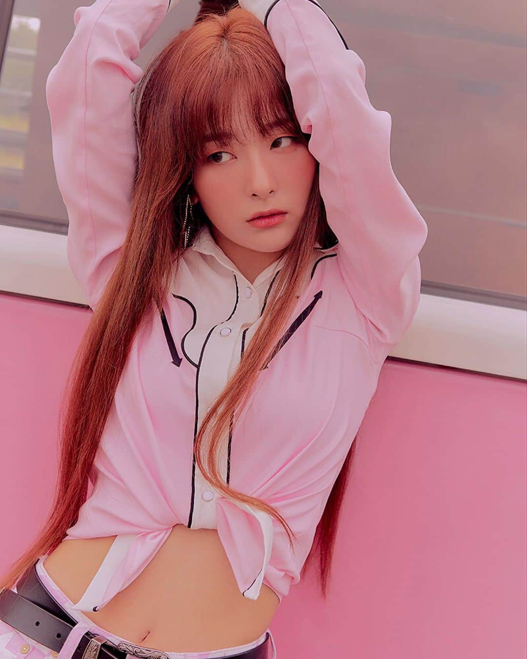 スルギさんのインスタグラム写真 - (スルギInstagram)「SEULGI - Red Velvet New Mini Album 'THE REVE FESTIVAL DAY 2' Teaser Photo  Red Velvet's comeback is a gentle, charming summer song 'Umpah Umpah' connected to 'Red Flavor' and 'Power Up'. Red Velvet's new mini album, 'The ReVe Festival Day 2 will be out 6pm on Tuesday, August 20, 2019 featuring a total of 6 songs of various genres.  Title track 'Umpah Umpah' is an uptempo dance song with disco house rhythms.  The lyrics, which has a swimming motif, tells someone, who fell in love with their eyes and charms, to breathe. #UmpahUmpahD2 #TheReveFestivalDay2 #UmpahUmpah #REDVELVET #레드벨벳 #SEULGI #슬기 #🐻」8月18日 0時18分 - kristiandawal29