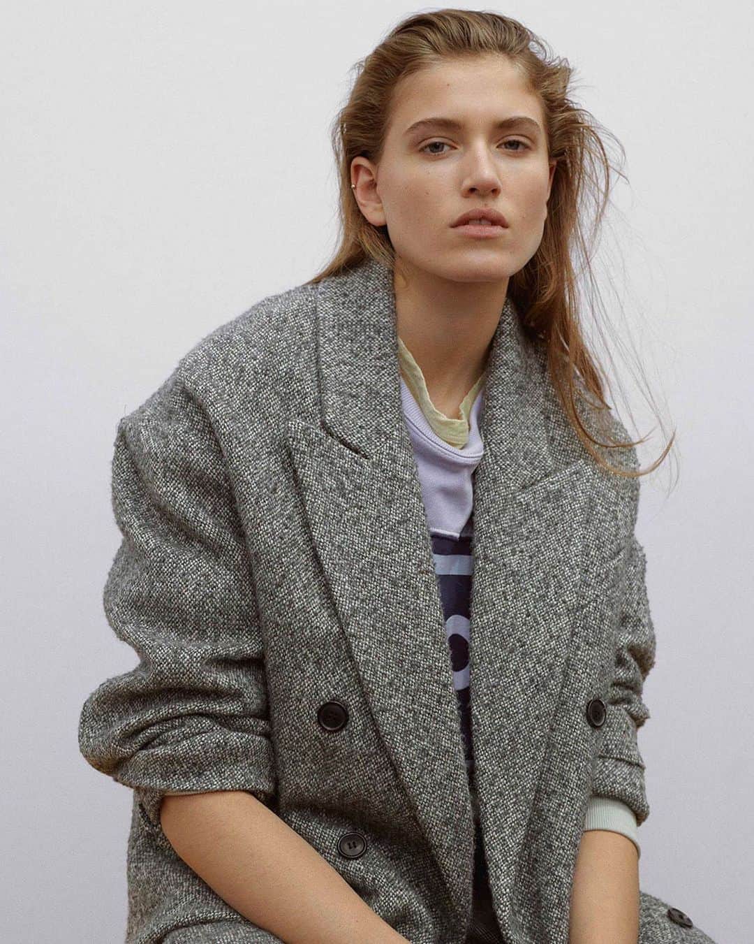 MATCHESFASHION.COMさんのインスタグラム写真 - (MATCHESFASHION.COMInstagram)「From oversized silhouettes to utility-inspired pieces, discover @isabelmarant Étoile's just-arrived pieces at the link in bio.」8月18日 0時59分 - matches