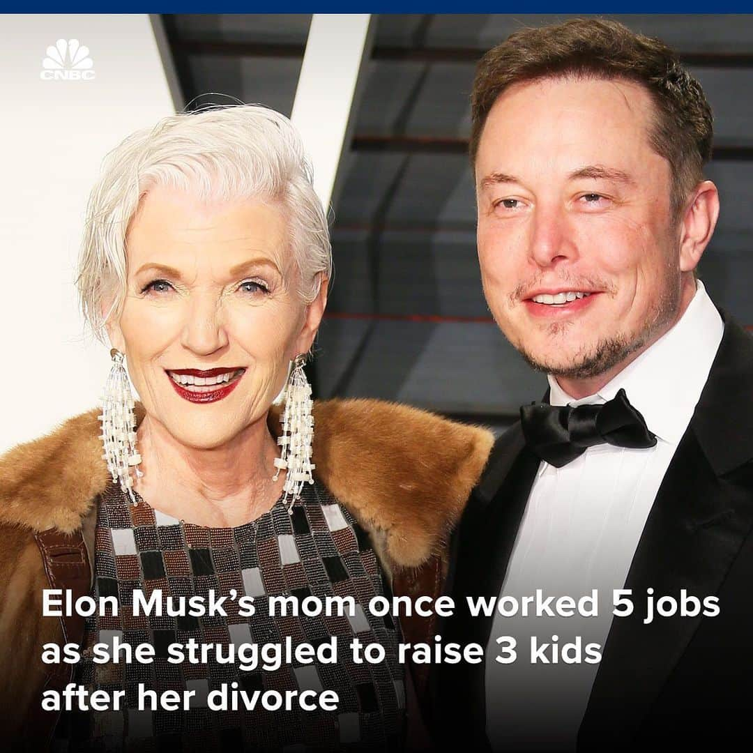 CNBCさんのインスタグラム写真 - (CNBCInstagram)「Elon Musk is one of the richest men in the world — but it wasn’t always that way.⁠ ⁠⠀ According to his mother Maye, she had to scrimp, save and hustle to raise him and his two siblings after her divorce.⁠ ⁠⠀ In fact, she worked five jobs to support her family.⁠ ⁠⠀ “I had to pay the rent, I needed a roof over our head and food for us to eat,” she said.⁠⠀ ⁠⠀ To find out what Maye had to do to help launch her family into success, visit the link in bio. (With @CNBCMakeIt)」8月18日 1時31分 - cnbc