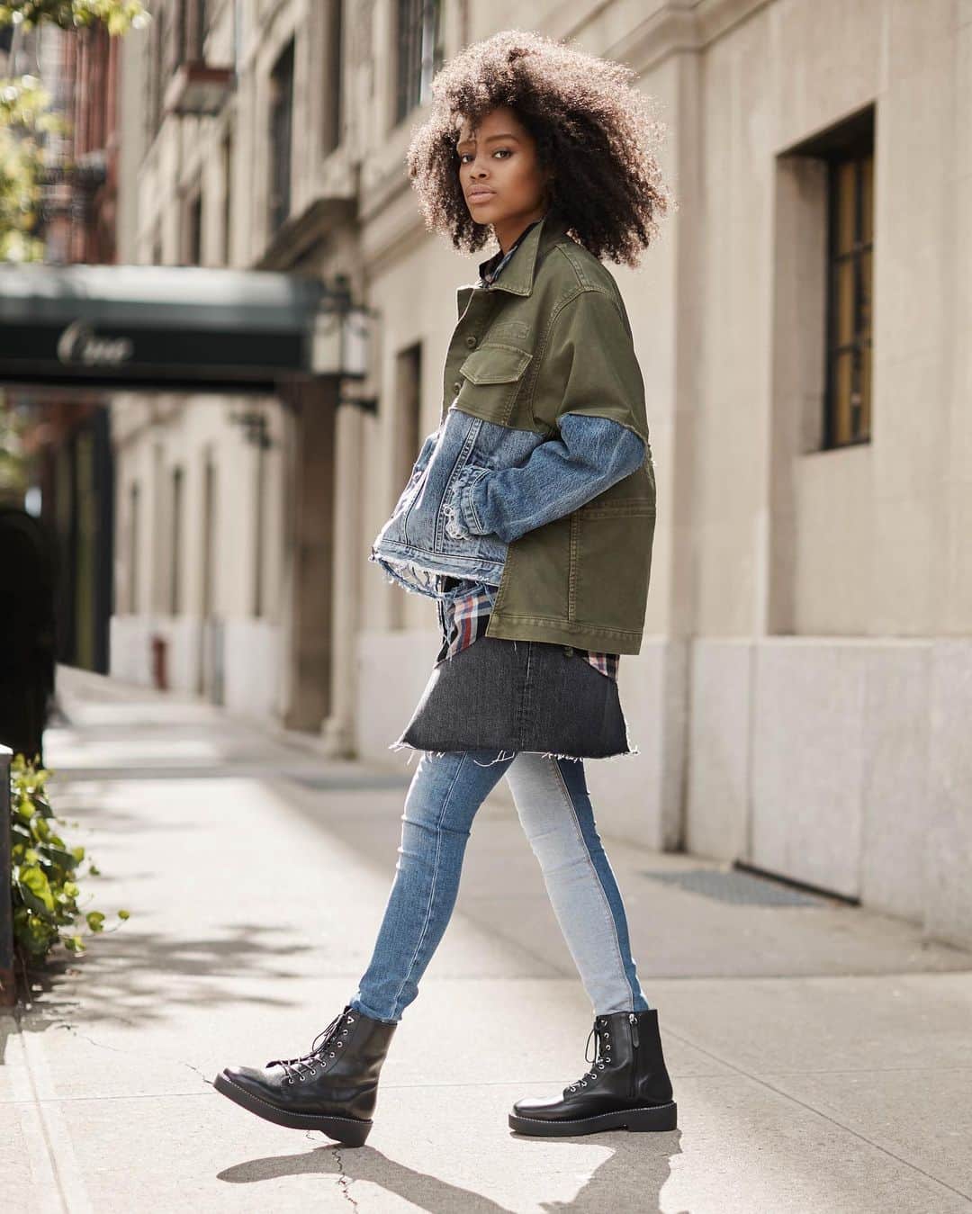 Saks Fifth Avenueのインスタグラム：「STREET SEEN: @hudsonjeans masters utility-chic in their fall collection with cargo pockets, unexpected zippers and patchwork detailing. #SaksStyle」