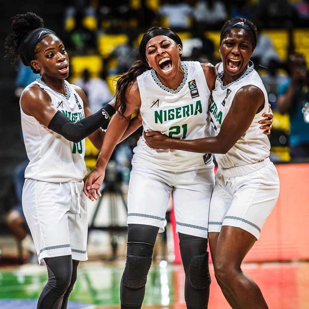 FIBAさんのインスタグラム写真 - (FIBAInstagram)「💪🗣🙌😤😁 The #AfroBasketWomen Semi-Final Day was full of emotions.」8月18日 1時51分 - fiba