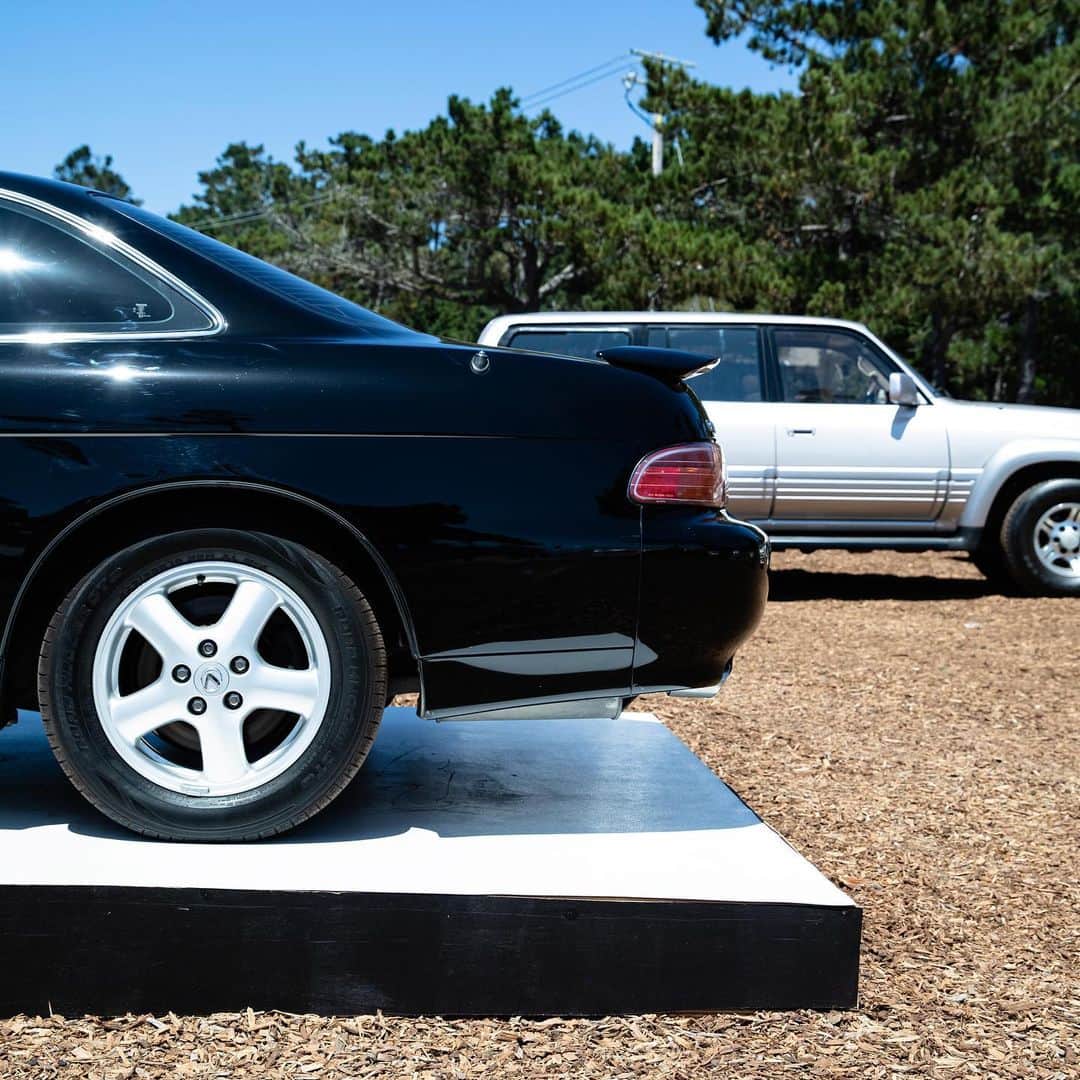 Lexus USAのインスタグラム：「Two of the best to ever do it at the #JapaneseAutomotiveInvitational. A 1997 #LexusSC and a 1996 #LexusLX. #MontereyCarWeek」
