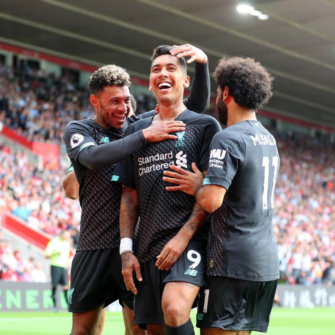 ロベルト・フィルミーノさんのインスタグラム写真 - (ロベルト・フィルミーノInstagram)「Well done lads 💪🏼🕺🏽🙏🏻」8月18日 2時59分 - roberto_firmino