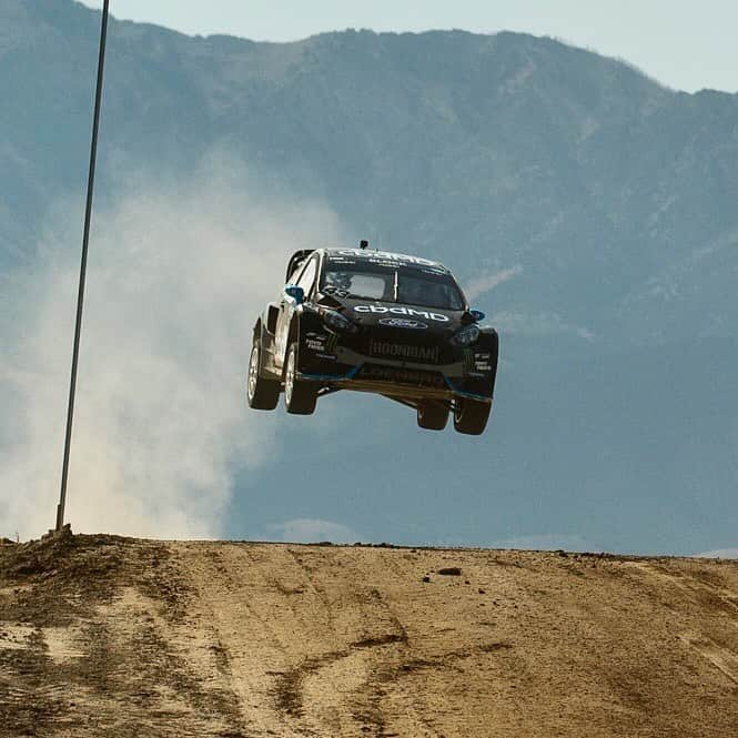 ケン・ブロックさんのインスタグラム写真 - (ケン・ブロックInstagram)「Day one of Nitro World Games was rad! I hole-shotted my two Heats, won one of them, set one of the faster lap times of the day - all in a car that I had zero laps of practice in before arriving at this amazing track (best rallycross track in the world!). But, I had two punctures in the two Heats, so I am sitting 5th overall going into the final day - although without those punctures, I might have been top qualifier. Not bad for not racing a RX race in almost a year!」8月18日 2時59分 - kblock43