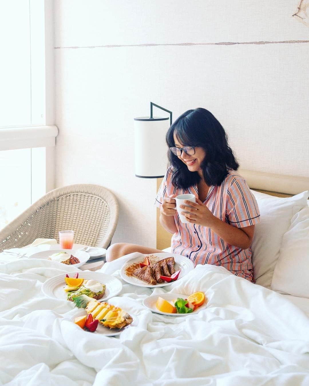 Prince Waikikiさんのインスタグラム写真 - (Prince WaikikiInstagram)「Saturday morning breakfast in bed #PrinceWaikiki | Photo: @antheabueno」8月18日 3時20分 - princewaikiki