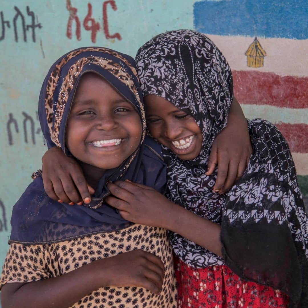 unicefさんのインスタグラム写真 - (unicefInstagram)「Kindness is a choice.  Safe and positive environments start with each and every one of us. Take the time to be kind. #ENDviolence © UNICEF/UN0309465/Tadesse」8月18日 3時45分 - unicef