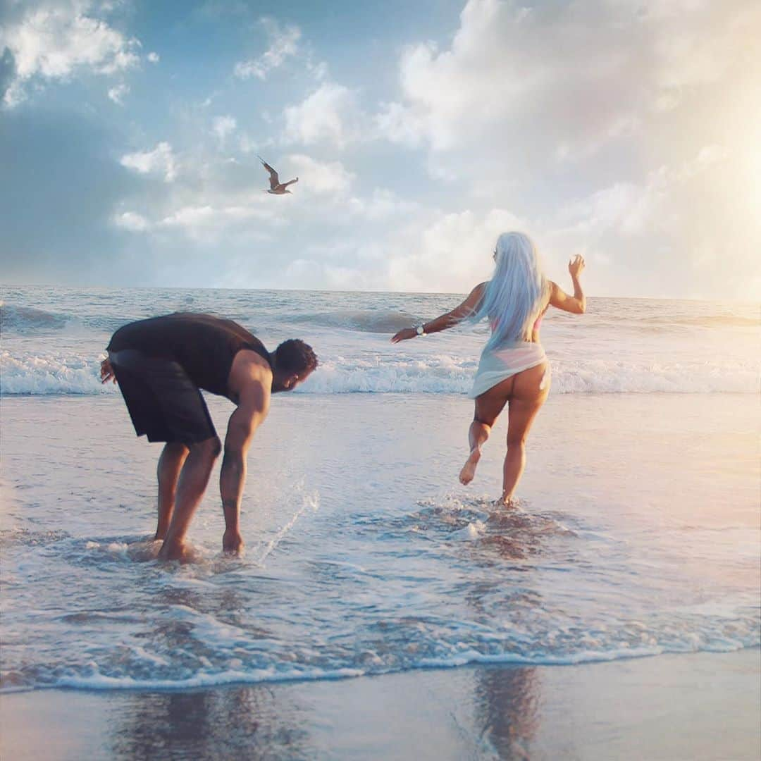 ジェイソン・デルーロさんのインスタグラム写真 - (ジェイソン・デルーロInstagram)「T O O  H O T 🔥🔥🔥」8月18日 3時43分 - jasonderulo