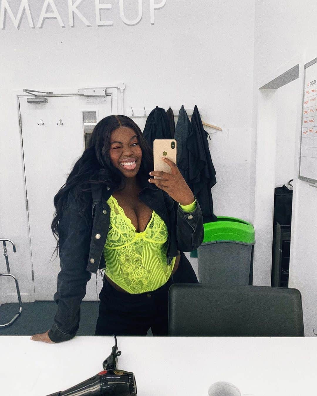 ASOSさんのインスタグラム写真 - (ASOSInstagram)「Your lace body deserves a big night out 🍸 📸 @vivss_x 🔎 Public Desire structured body in neon lace (1501372)」8月18日 4時01分 - asos