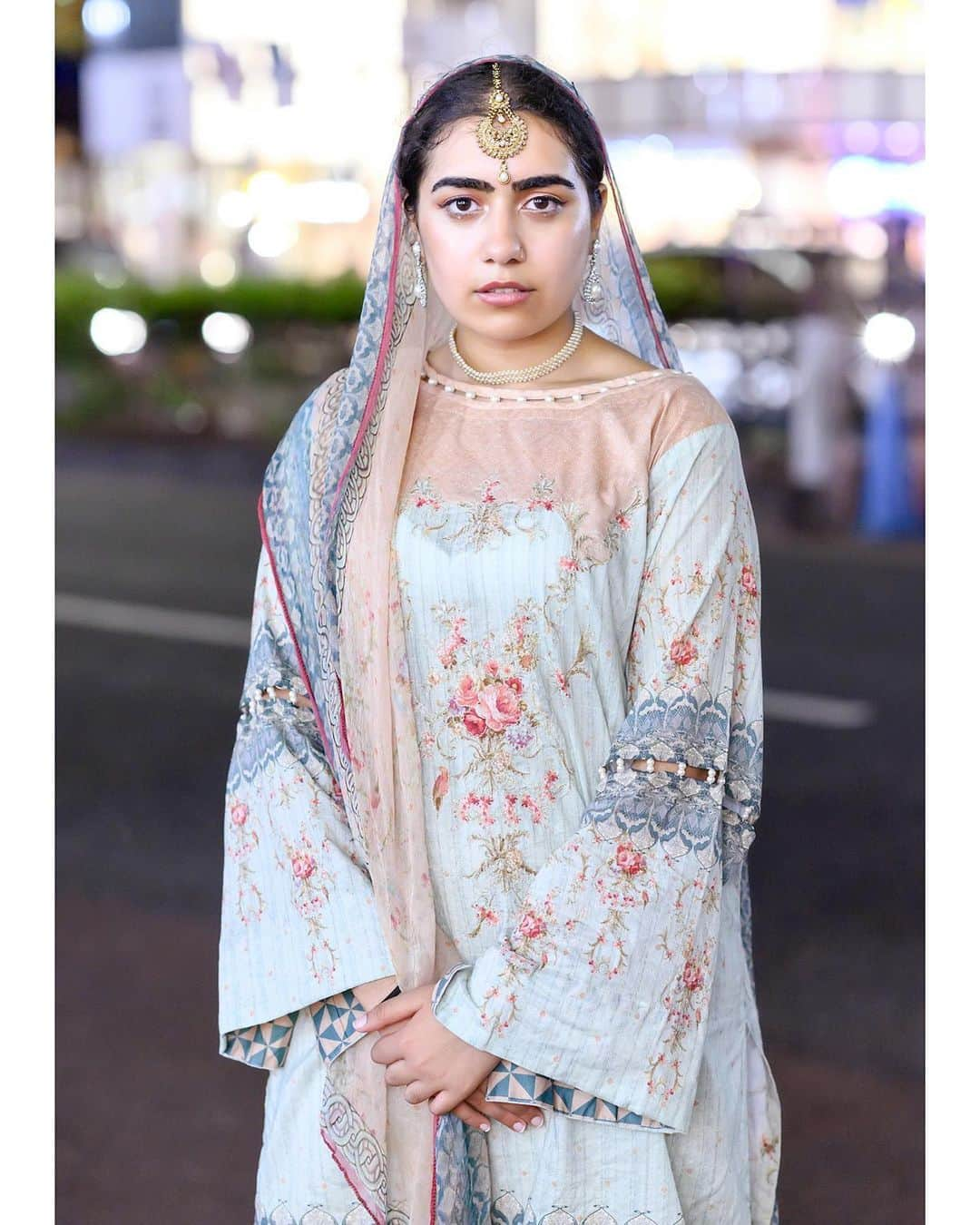 Harajuku Japanさんのインスタグラム写真 - (Harajuku JapanInstagram)「20-year-old UK student/game designer Sanaa (@glumgrrl) on the street in Harajuku on Eid wearing a pastel top from Bonanza Satrangi with Khaadi bottoms and accessories from "somewhere in Pakistan".」8月18日 4時48分 - tokyofashion