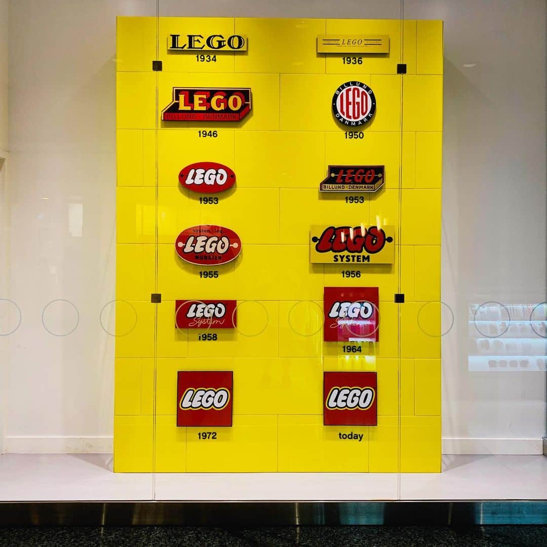 のインスタグラム：「#History of #the #Logo of #Lego. #SanFrancisco」