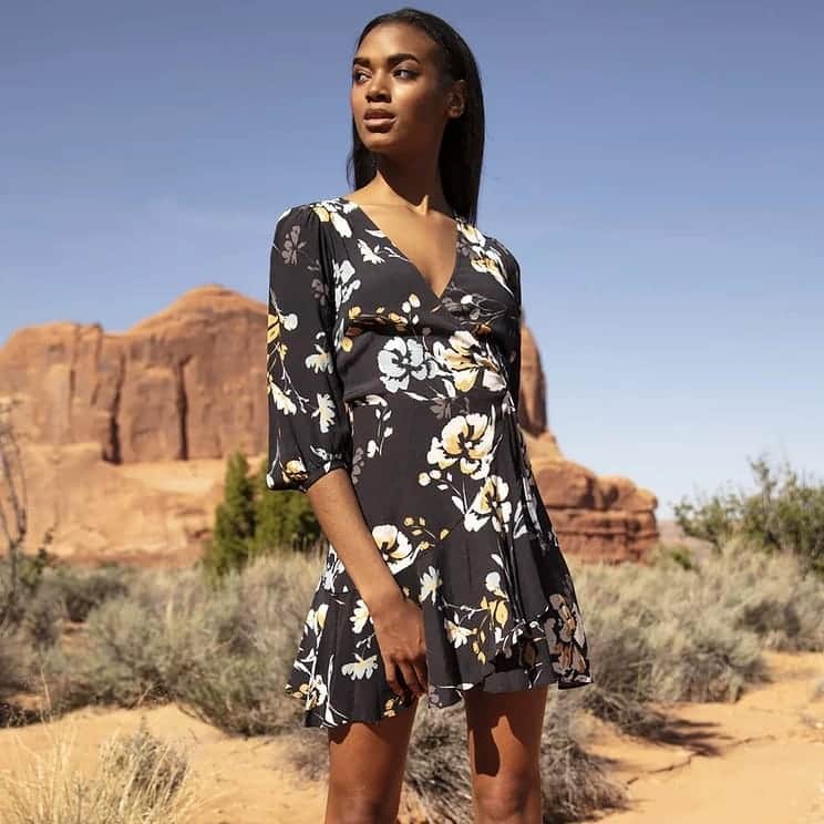 のインスタグラム：「We love this dress...and love always wins.  The #LoveWins Dress In #LoveTriangle is available now!  #ykmyway #newarrivals #fallfashion #shopnow #YumiKim」