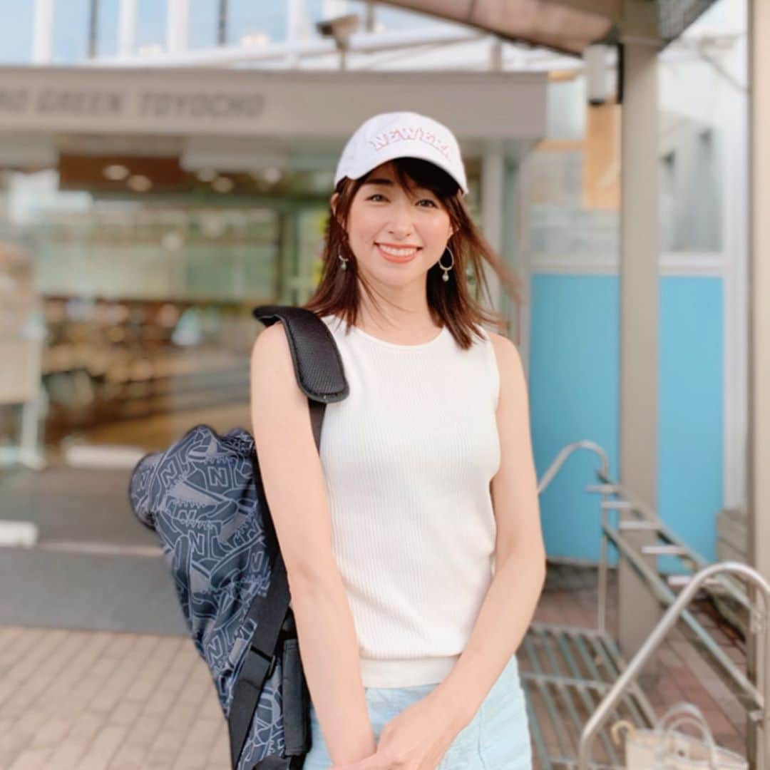 森木美和さんのインスタグラム写真 - (森木美和Instagram)「初めての練習場に行ったよ⛳️☺️ ﻿ ﻿ 美容院行ったから髪サラサラやん✨✨ ﻿ ﻿ 風強かった💨💨💨﻿ ﻿ ﻿  #スイング動画#ドライバーショット#ゴルフ練習#ゴルフ練習場#golf#ゴルフ#ゴルフ女子#ゴルフ男子#golfgirl#ゴルフコーデ#ゴルフ好き#enjoygolf#ゴルフコーデ#ゴルフ練習コーデ#ショートパンツ #ミディアムヘア」8月18日 5時20分 - miwamoriki