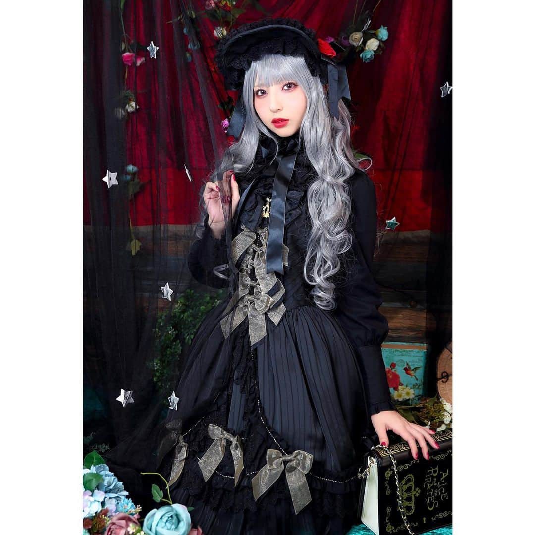 のインスタグラム：「#babythestarsshinebright #aliceandthepirates #gothiclolita #ゴスロリ」