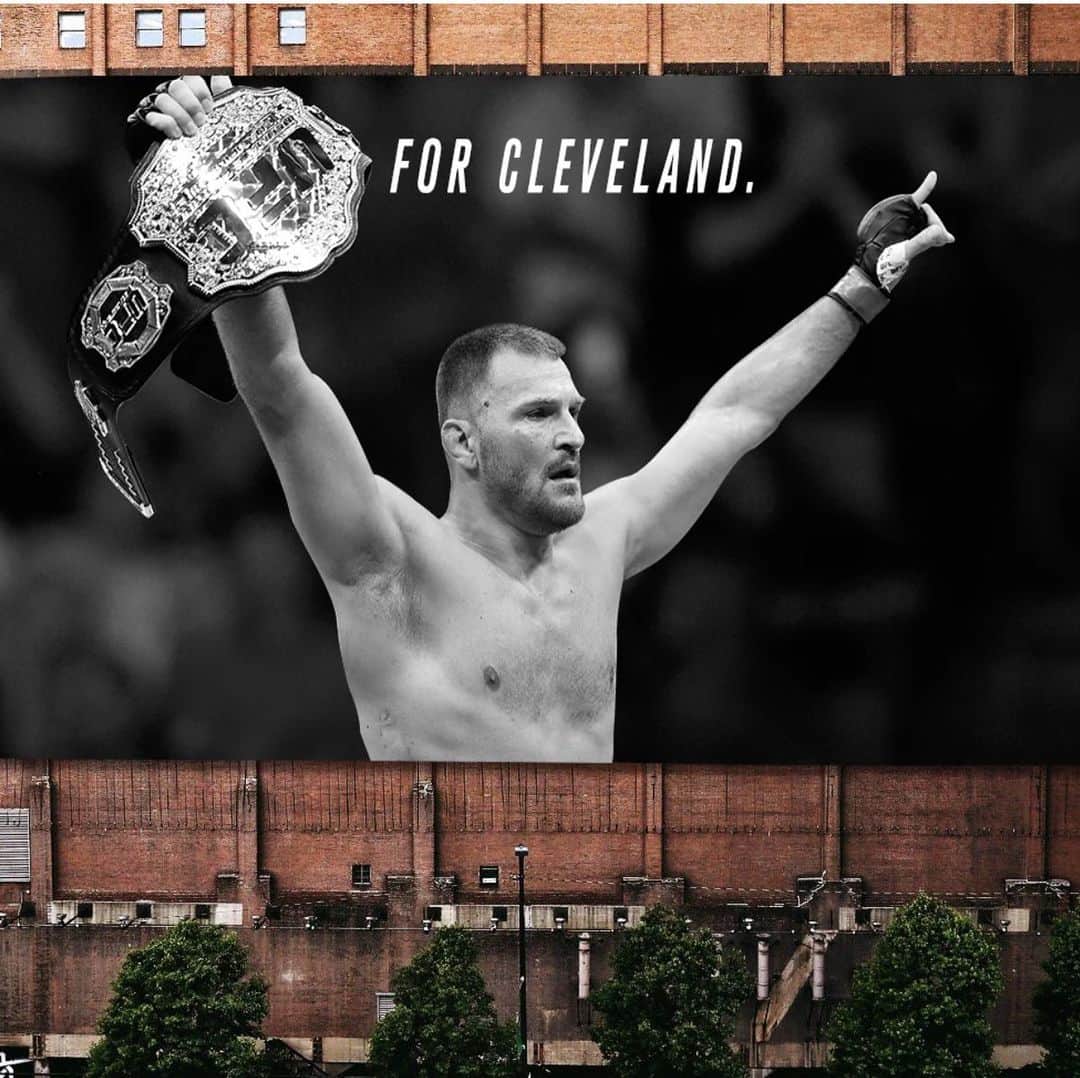 UFCさんのインスタグラム写真 - (UFCInstagram)「Cleveland, this is for you! 🗣🏆 #UFC241」8月18日 15時32分 - ufc