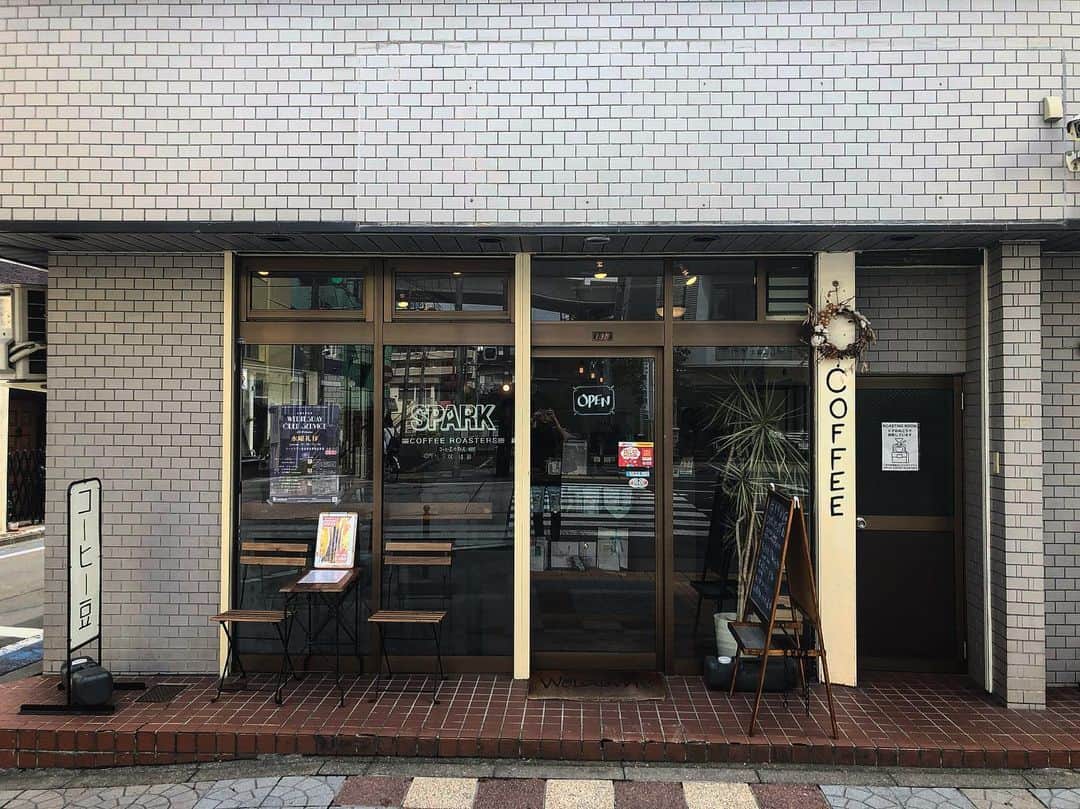 石井輝明のグルメインスタ