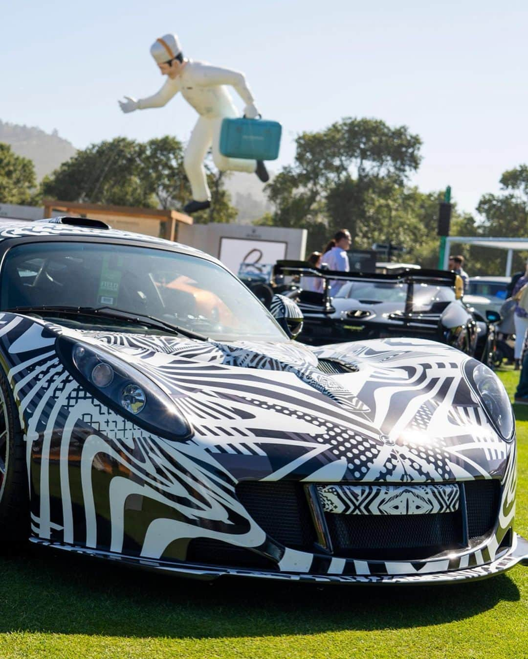 The Peninsula Hotelsさんのインスタグラム写真 - (The Peninsula HotelsInstagram)「Yesterday at The Quail, A Motorsports Gathering, car enthusiasts came together to experience some of the world’s most elite automobiles. We were delighted to welcome @james_marsden, @aussiegrit, @hannahbronfman, @brendanfallis, @supercarblondie, and more. #penmoments #Quail2019 #TheQuail . . . . . . #peninsulahotels #luxuryhotels #luxuryhotelexperience #luxurytravel #travel #beautifuldestinations #welltraveled #traveldiaries #jetset #jetsetter #hotel #hotellife」8月18日 7時25分 - peninsulahotels