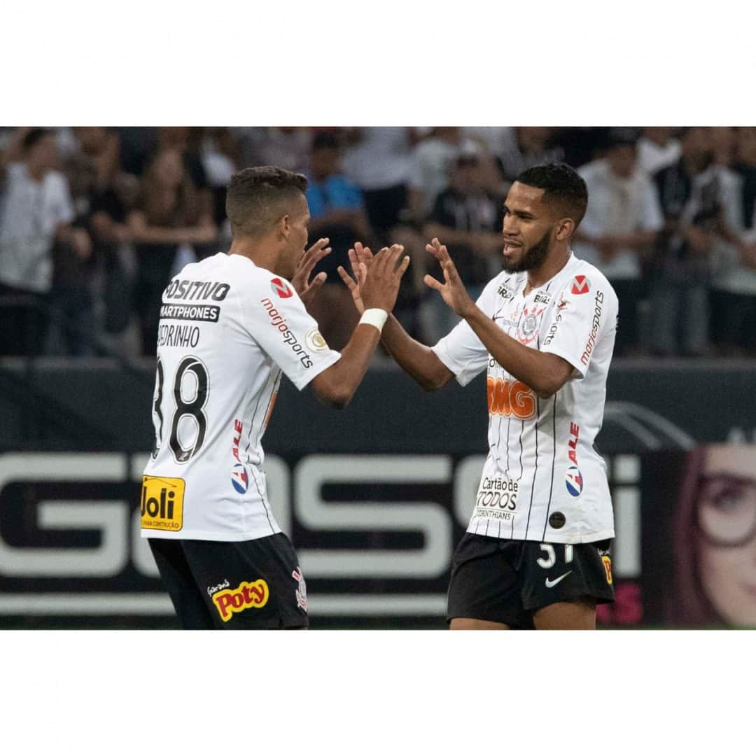 コリンチャンスさんのインスタグラム写真 - (コリンチャンスInstagram)「Nas fotos de Daniel Augusto Jr., a importante vitória do Coringão neste sábado, na @arenacorinthians. ⠀ ⠀ ⠀ #BotaPraQuebrar⠀ #VaiCorinthians⠀」8月18日 8時05分 - corinthians