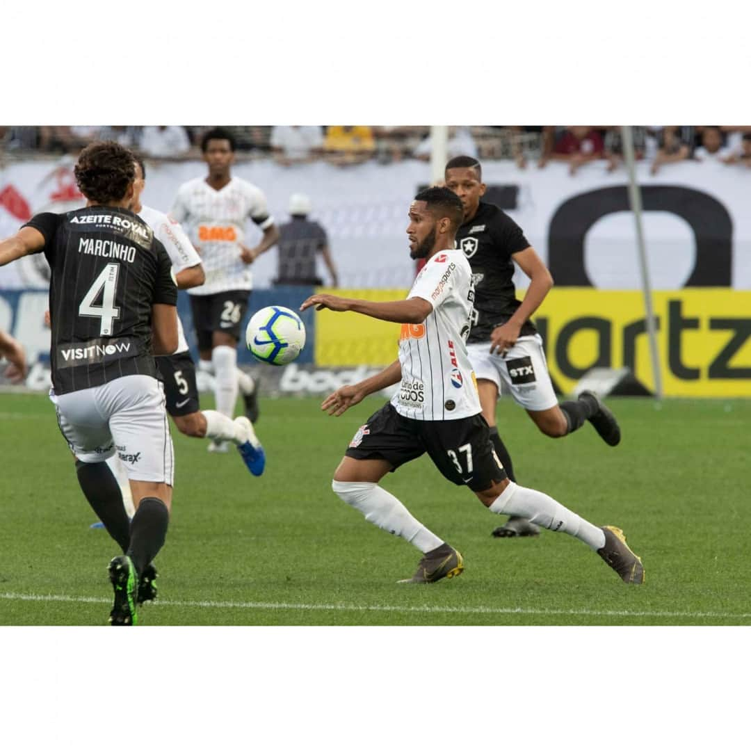 コリンチャンスさんのインスタグラム写真 - (コリンチャンスInstagram)「Nas fotos de Daniel Augusto Jr., a importante vitória do Coringão neste sábado, na @arenacorinthians. ⠀ ⠀ ⠀ #BotaPraQuebrar⠀ #VaiCorinthians⠀」8月18日 8時05分 - corinthians