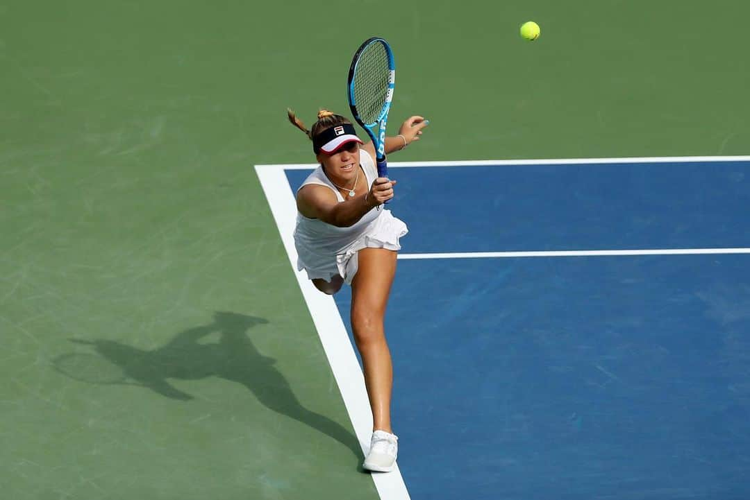 ソフィア・ケニンさんのインスタグラム写真 - (ソフィア・ケニンInstagram)「Tough one today, congrats @madisonkeys and good luck tomorrow! Had a great week here @cincytennis 😉 Time to rest up and get ready for @usopen」8月18日 8時23分 - sofia.kenin