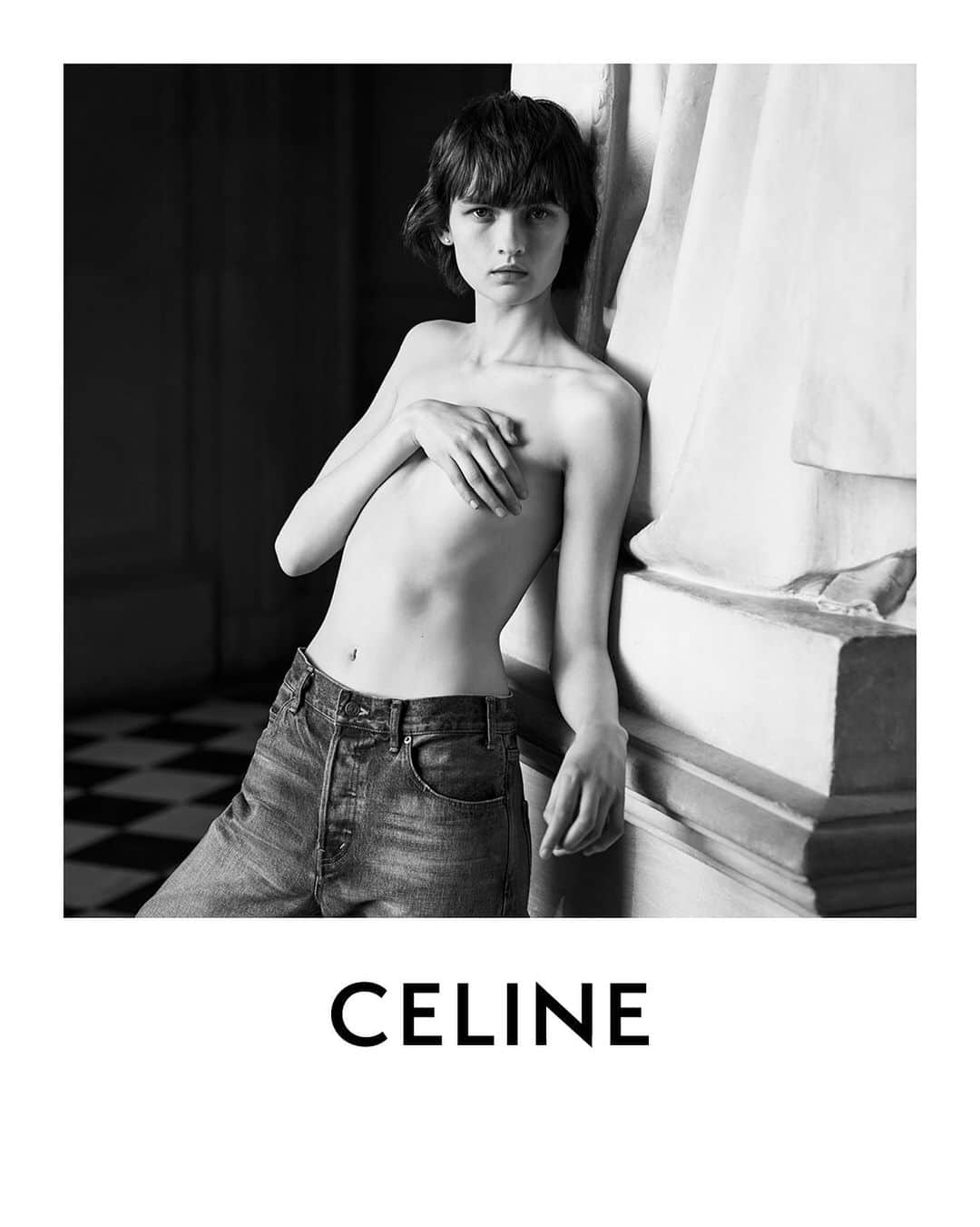 Celineさんのインスタグラム写真 - (CelineInstagram)「THE 16 COLLECTION CELINE JEANS WINTER 19 LARA PHOTOGRAPHED IN MARCH 2019  AVAILABLE IN STORE AND CELINE.COM AUGUST 19TH ⠀⠀⠀⠀⠀⠀ #CELINEBYHEDISLIMANE」8月18日 8時26分 - celine
