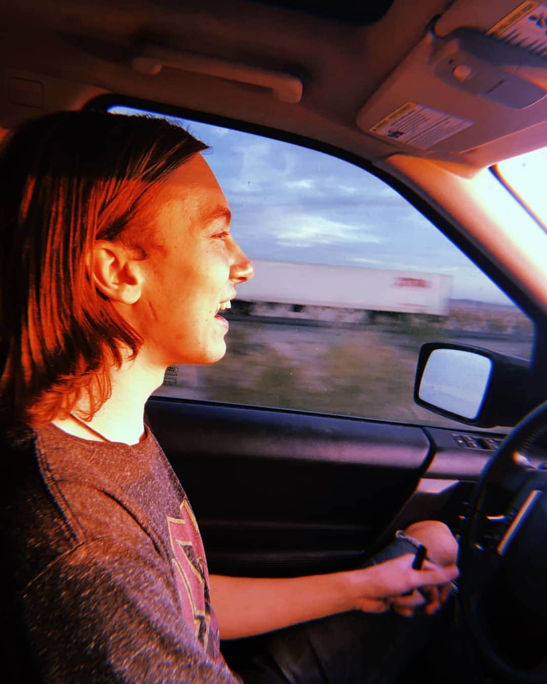 ヘイデン・バイアリーのインスタグラム：「Me approaching my impending doom.」