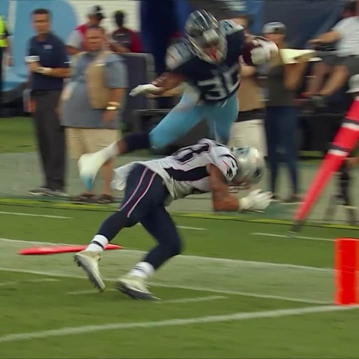 NFLさんのインスタグラム動画 - (NFLInstagram)「The @titans are FLYING tonight. ️ ️ # ...