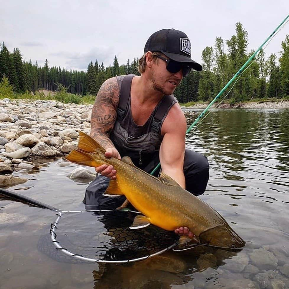 Electric_Fishingさんのインスタグラム写真 - (Electric_FishingInstagram)「@techcroquette with a beauty.  #ElectricSunglasses #PolarizedSunglasses #StyleThatPerforms #SeeThemBeforeTheySeeYou #ElectricFishing #Stackers」8月18日 9時52分 - electric_fishing