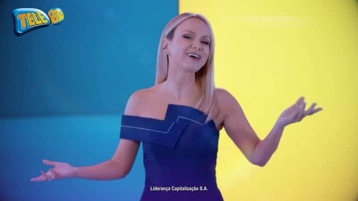 Eliana Michaelichin Bezerraのインスタグラム：「Genteee!! O “Prêmio Todo Dia” voltou ainda melhor. Desta vez serão 50 ganhadores de R$ 1.000,00 todo dia! Já imaginou, 50 prêmios diariamente? Confesso que até agora tô impressionada com essa quantidade de ganhadores. Foi surpreendente participar da campanha e descobrir que todo dia 50 pessoas vão ganhar. Então, não fica aí parado! Corra pra lotérica ou agência dos correios e garanta a sua! #50motivos #telesena」