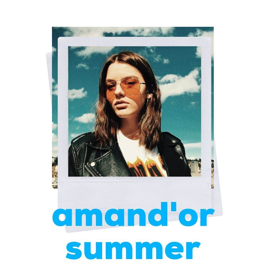 amandorさんのインスタグラム写真 - (amandorInstagram)「amand'or summer お盆も終わり、 夏が残りわずかです 髪色を変えて夏を満喫できましたか？^_^ . . .  hair#color#グレーハイライト#アマンドール ヘアカラー#グラデーションカラー#ホワイトカラー#ブルーカラー#ラベンダーカラー#ピンクカラー#ミントグリーン#インナーカラー#裾カラー#ユニコーンカラー#ケアブリーチ#簡単アレンジ#ヘアアレンジ#ユニコーンカラー #kstyle#kpop#mixスタイル#コーデ#ブリーチ#ハイトーン#サロモ#外国人風カラー#f#アマンドール」8月18日 10時29分 - amandor_salon