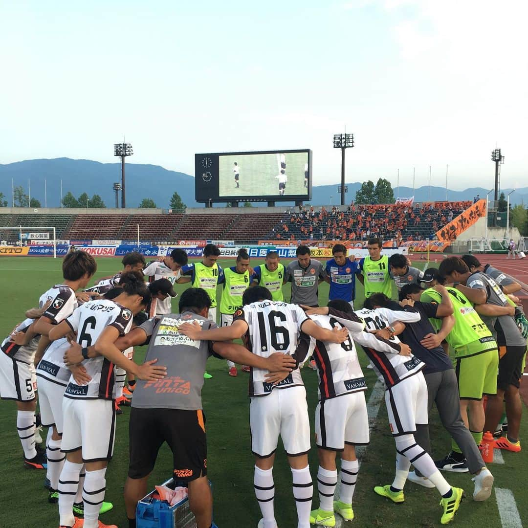 レノファ山口FCさんのインスタグラム写真 - (レノファ山口FCInstagram)「🆚 ヴァンフォーレ甲府 山口 1️⃣ - 0️⃣ 甲府 #renofa #レノファ山口」8月18日 16時25分 - renofa_yamaguchi