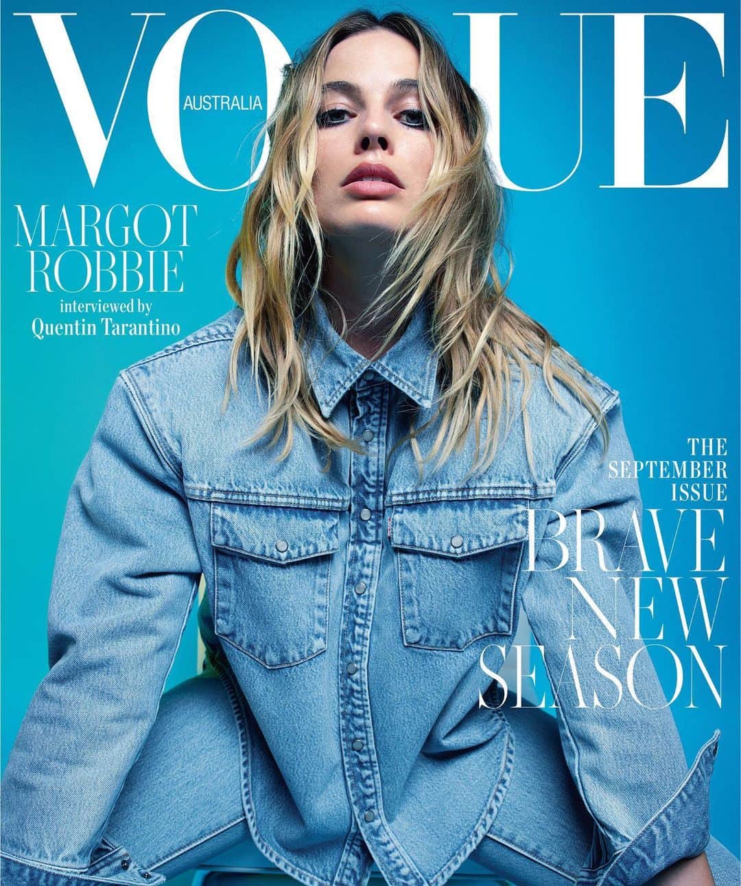 Vogue Australiaさんのインスタグラム写真 - (Vogue AustraliaInstagram)「“I got on #Neighbours and I thought that in itself was the biggest thing that was ever going to happen to me,” #MargotRobbie shares in Vogue Australia’s September cover story (in the bio link). “Then a few months after being on Neighbours, I witnessed a couple of cast members my age making that transition to LA after finishing up their contracts. I remember thinking: ‘Okay, now I have the lay of the land I have three options. One, I get fired because I’m not good enough. Two, I am good enough and I get to stay on Neighbours for 20 years and what an amazing life that would be. Or three, I take the gamble and make the jump over to America and try my luck in Hollywood.’” The rest is history. Here, Robbie stars on our third September cover. Photographed by @mario_sorrenti, styled by @christinecentenera, Vogue Australia, September 2019.」8月18日 12時02分 - vogueaustralia